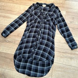 Cloth & Stone long sleeve rayon shirt dress